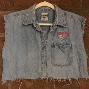 UA Jean cutoff muscle tee